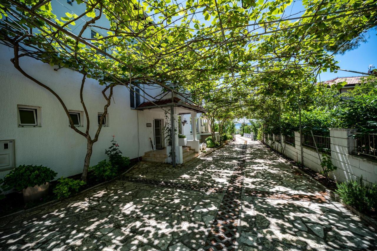 Guest House Ero Sukošan Buitenkant foto