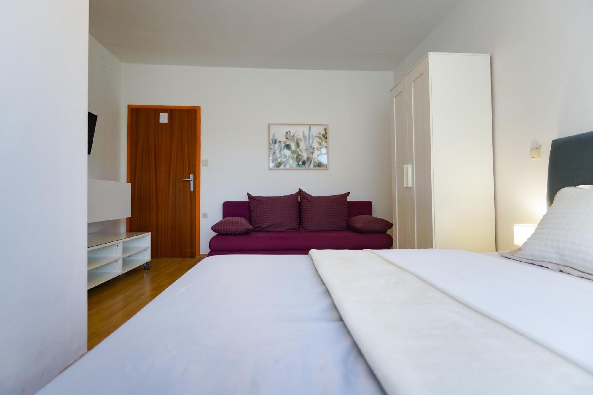 Guest House Ero Sukošan Buitenkant foto